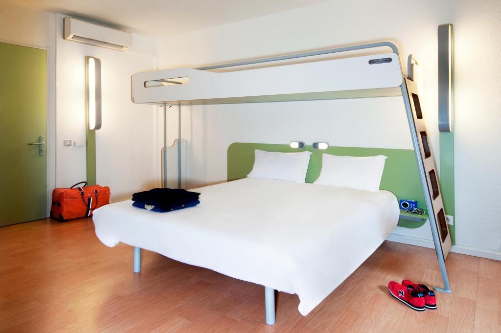 Ibis Budget Romorantin Habitación foto